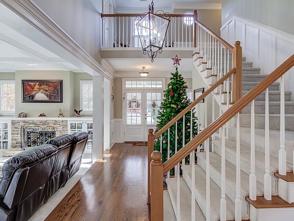 5th image of 868 Misty River Ct