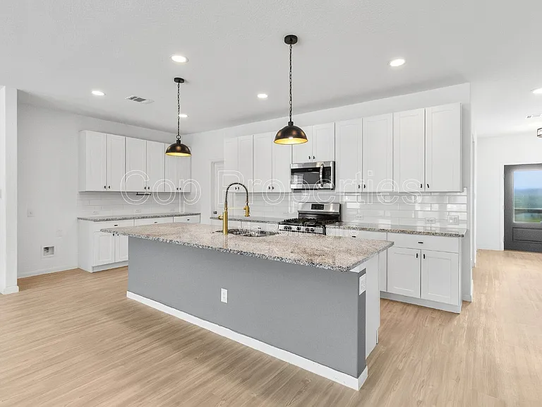 31821 Nimbus Dr — Photo 10