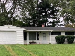 3134 Denny Rd, Ravenna, OH 44266