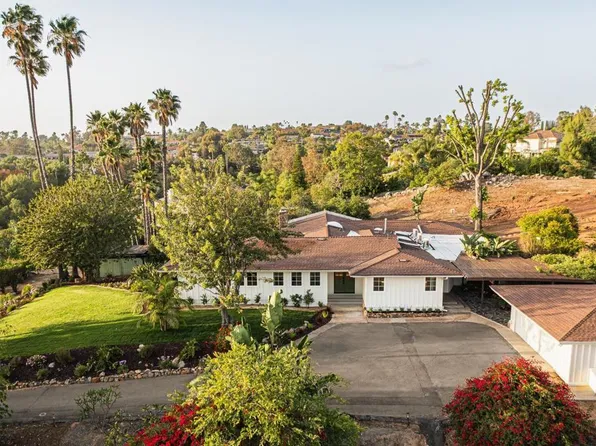 1520 Via Rancho Pkwy, Escondido, CA 92029