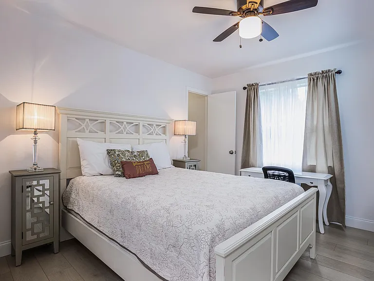 3281 Beneva Rd #203 — Photo 15