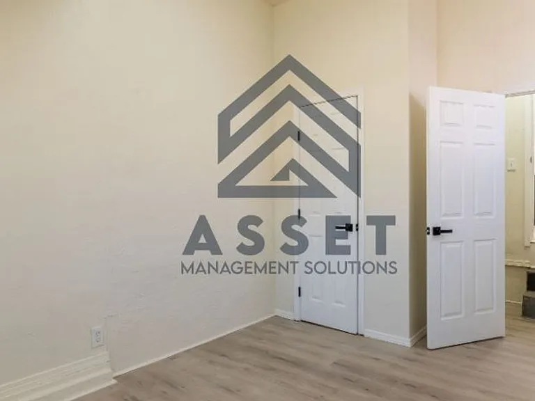 422 E Northrup Dr — Photo 10