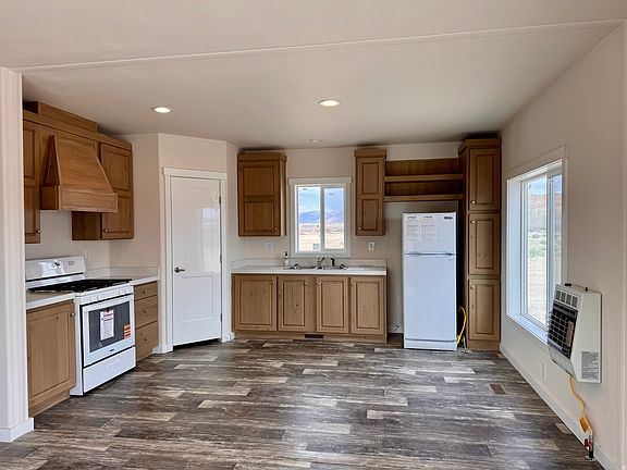 3rd image of 32 Sevier Riv #32
