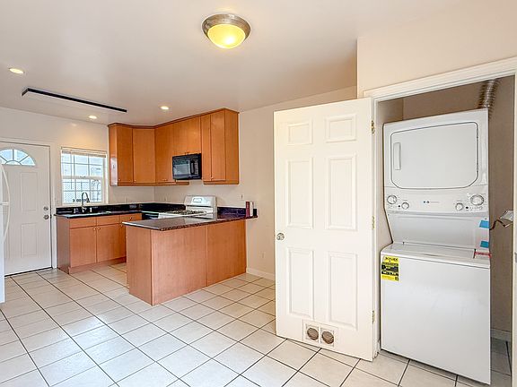 3rd image of 2239 Haste St #2239