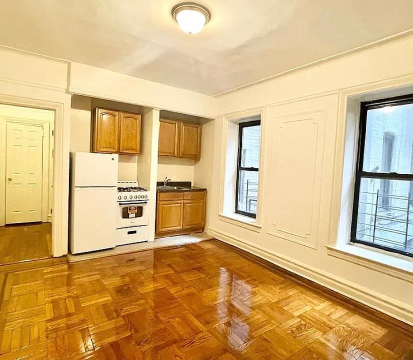 2nd image of 14611 Hillside Ave #3C
