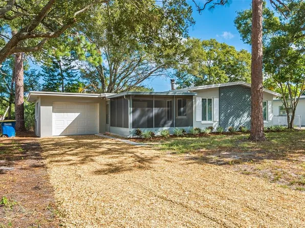 1538 Sherwood St, Clearwater, FL 33755