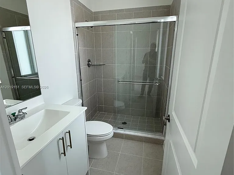630 SE 15th St #630 — Photo 14