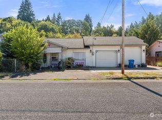 504 E Main St, Centralia, WA