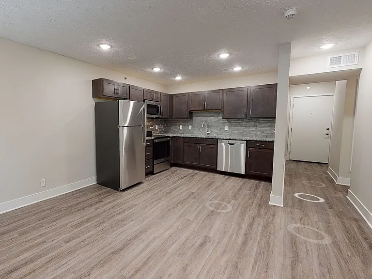 4001 Holdrege St — Photo 33