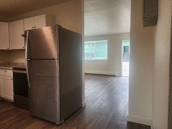 4th image of 3289 Lombardy Ln APT B