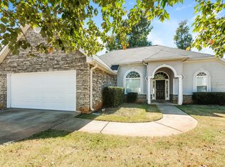 5465 Yellow Pine Dr, McDonough, GA 30252