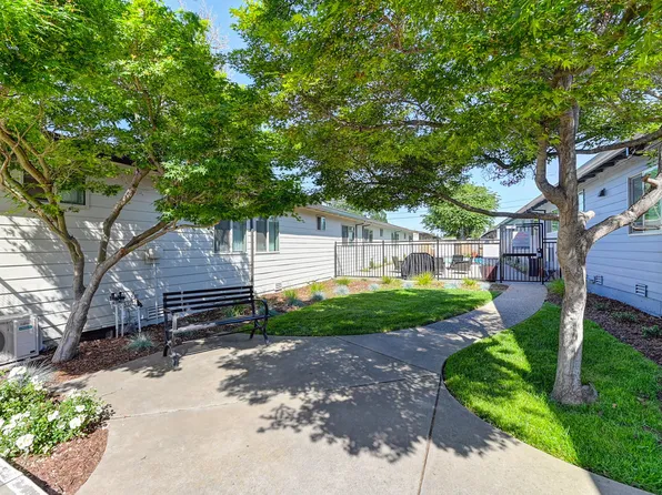 The Cottages at Folsom, 1212 Bidwell St #2B-1Ba-820Sqft, Folsom, CA 95630