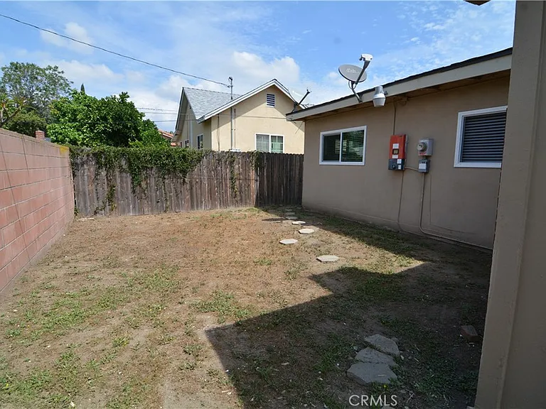 4907 McClintock Ave — Photo 13