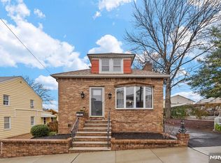 63 Washington St, Lodi, NJ 07644