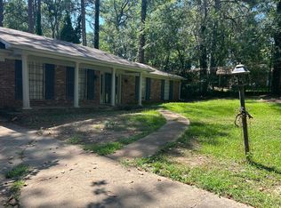 3234 Bienville Dr, Jackson, MS 39212