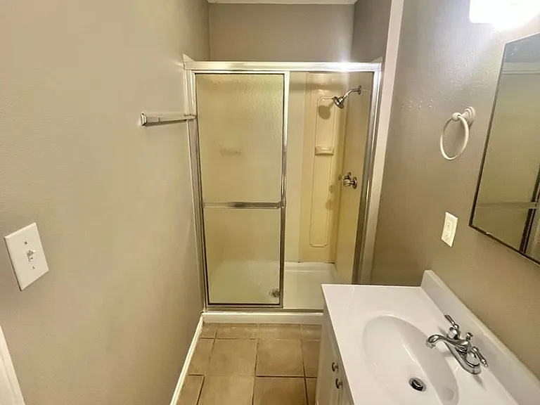117 E Hoyt Dr — Photo 15