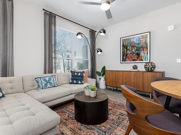 2338 Harvey Mitchell Pkwy S — Photo 49