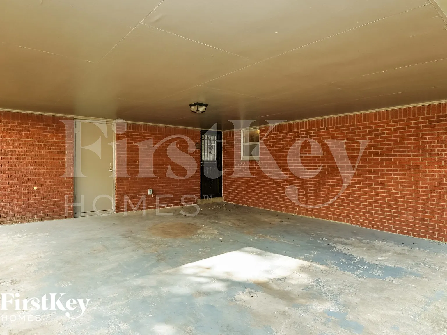3 bed, 1.0 bath, 1590 sqft, $1,560 — Photo 3