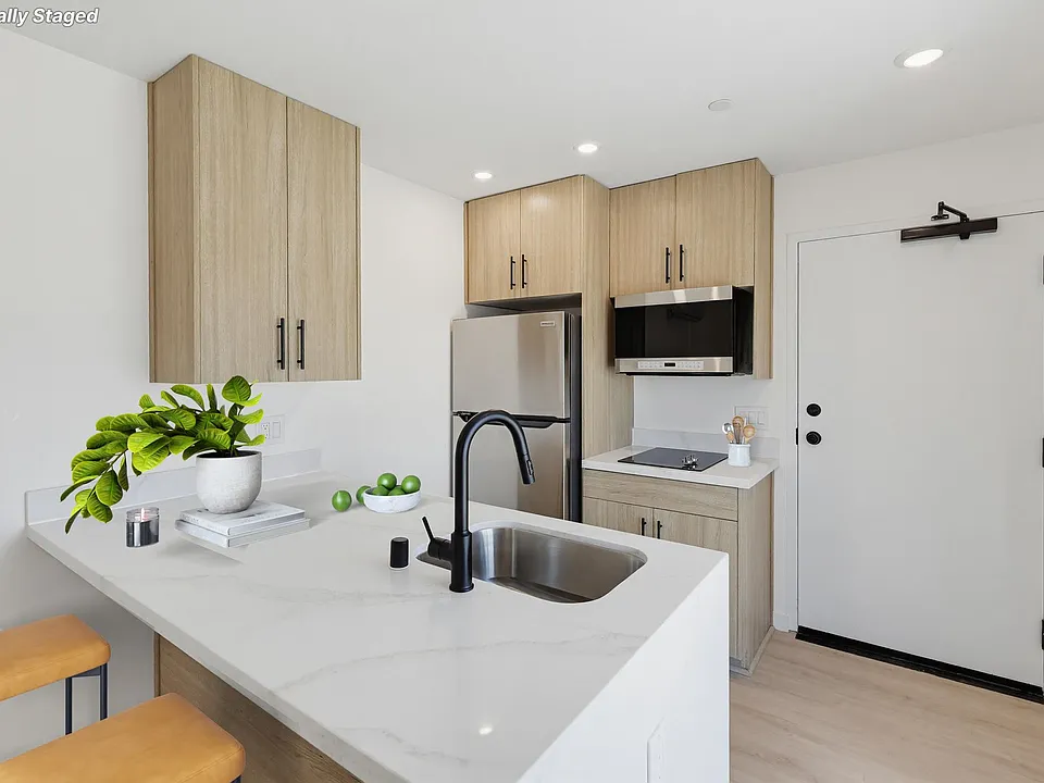 4732-4734 Utah St