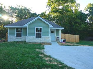 1112 Dale St, Bryan, TX 77803