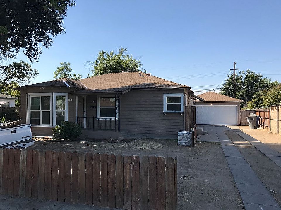 1st image of 3435 E Lamona Ave