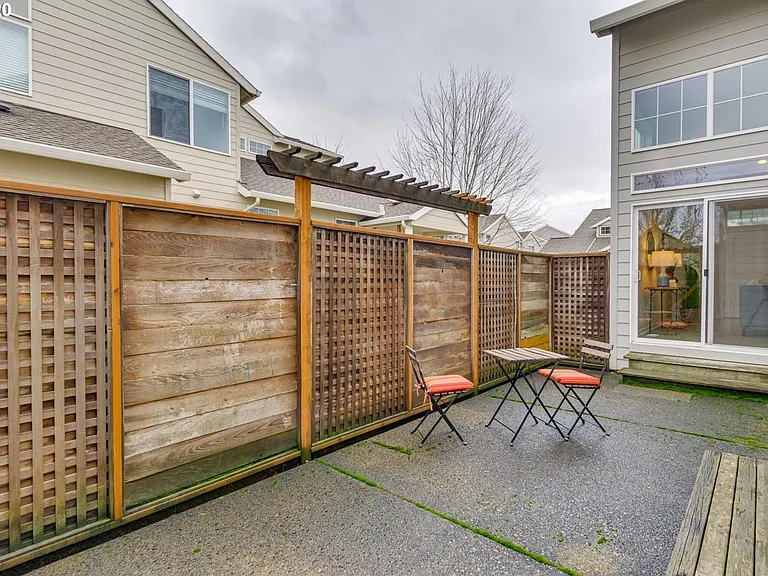 15059 NW Elaina Ct — Photo 27