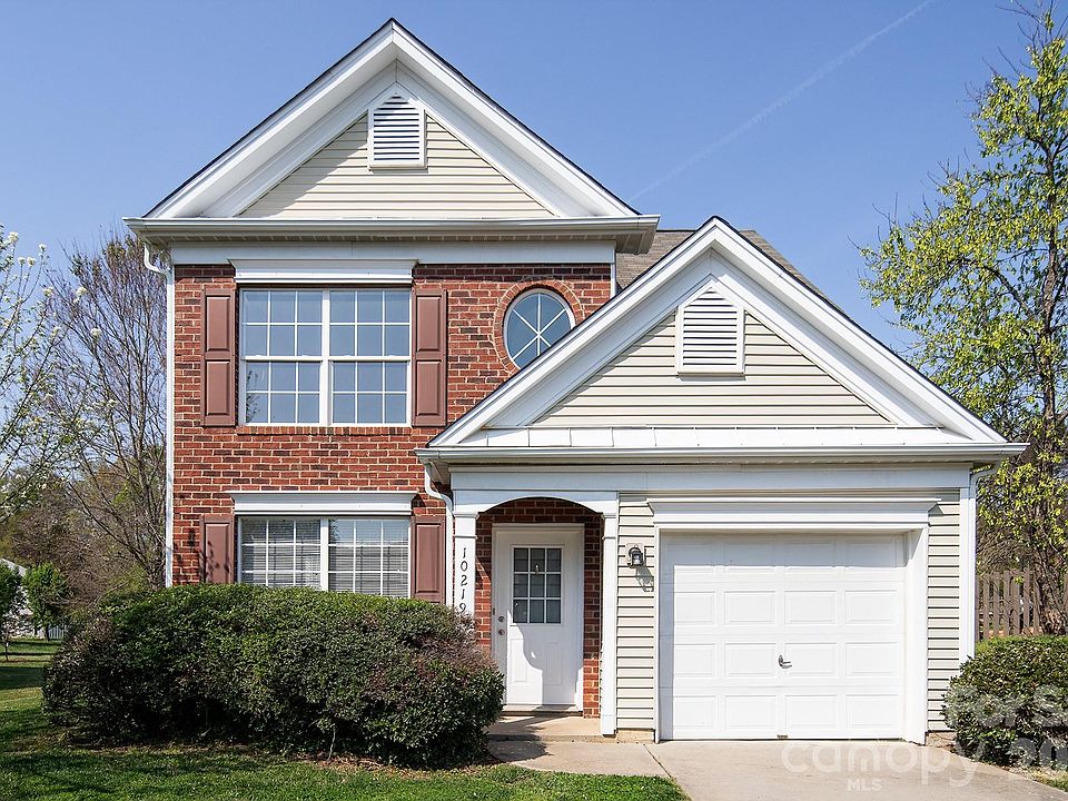1st image of 10219 Roundleaf Dr