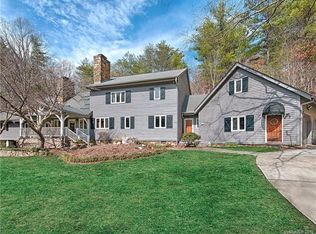 9 Brookwood Ct, Asheville, NC 28804