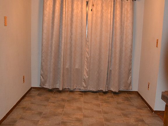 5th image of 614 Highland Ave