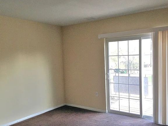 2nd image of 3906 Groveland Ave APT F
