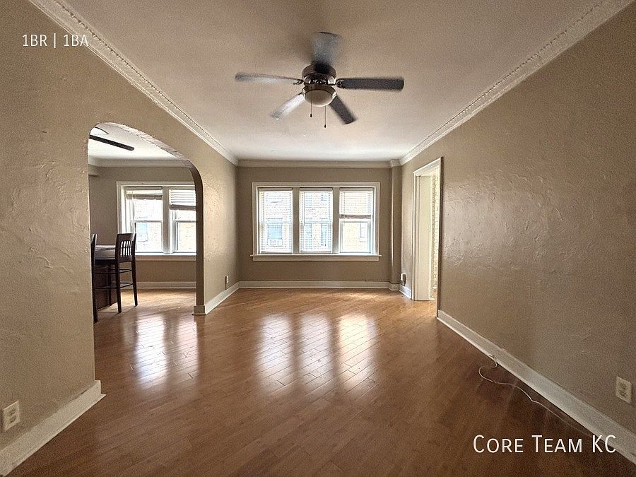1st image of 4804 Jefferson St APT 504