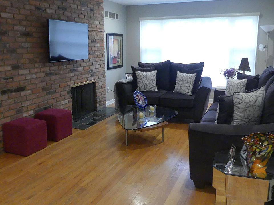 1st image of 549 N Old Woodward Ave #535