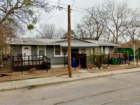 2609 W Poplar, San Antonio, TX 78207