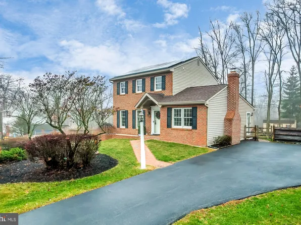359 Rocklyn Sta, Honey Brook, PA 19344