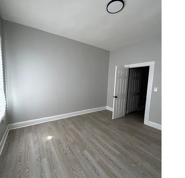 599 N Streeper St — Photo 3