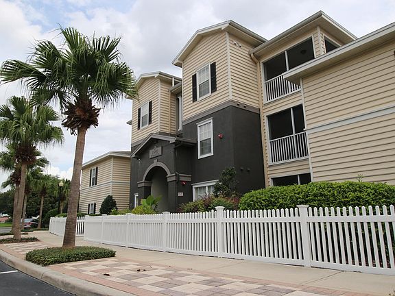 4th image of 8205 Sandywood Dr