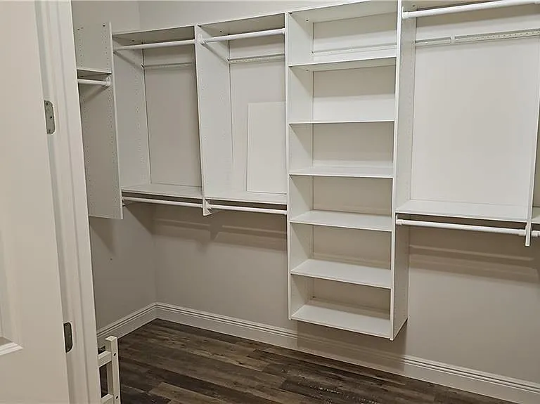 2305 Ariane Dr — Photo 14