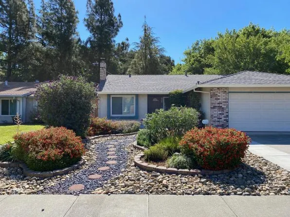 446 Edwin Dr, Vacaville, CA 95687