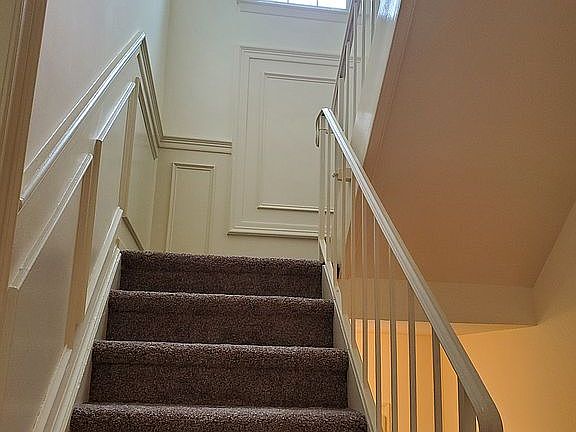 3rd image of 1000 Salisbury Ct