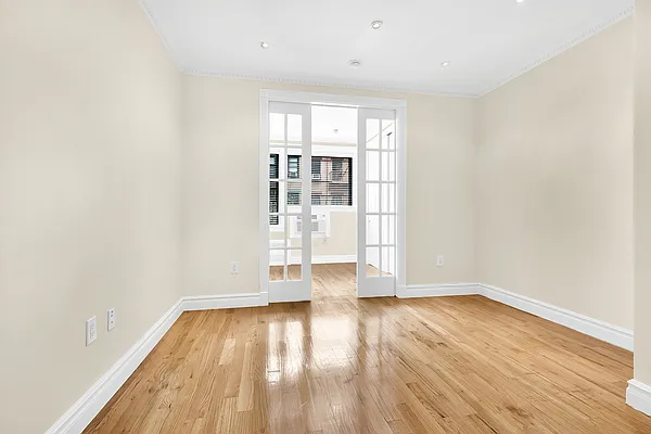 Rented by Cooper & Cooper Real Estate | media 6