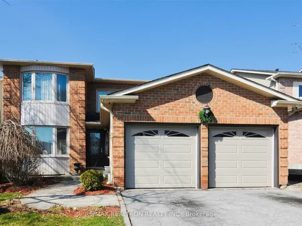 1112 Maple Gate Rd, Pickering, ON L1X 1B8