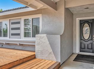 220 Essex Way, Benicia, CA 94510