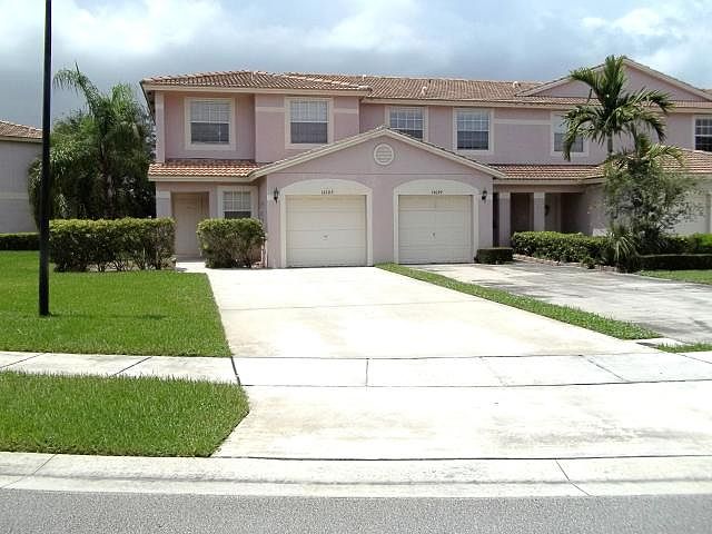 1st image of 16105 Sierra Palms Dr