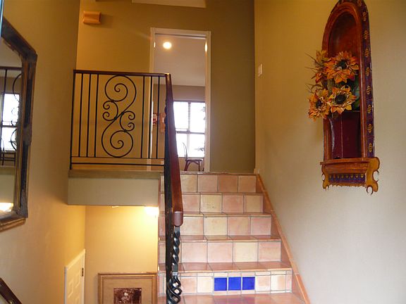 5th image of 1030 Parkway Dr NW