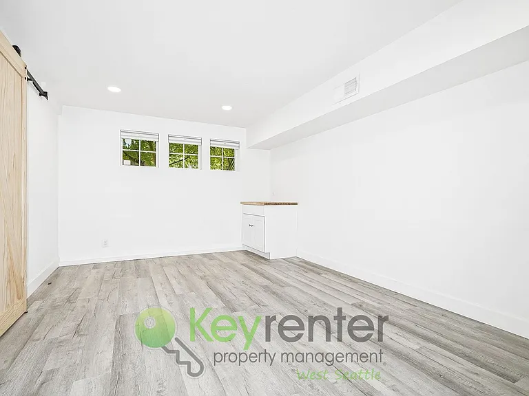 2634 SW Myrtle St — Photo 24