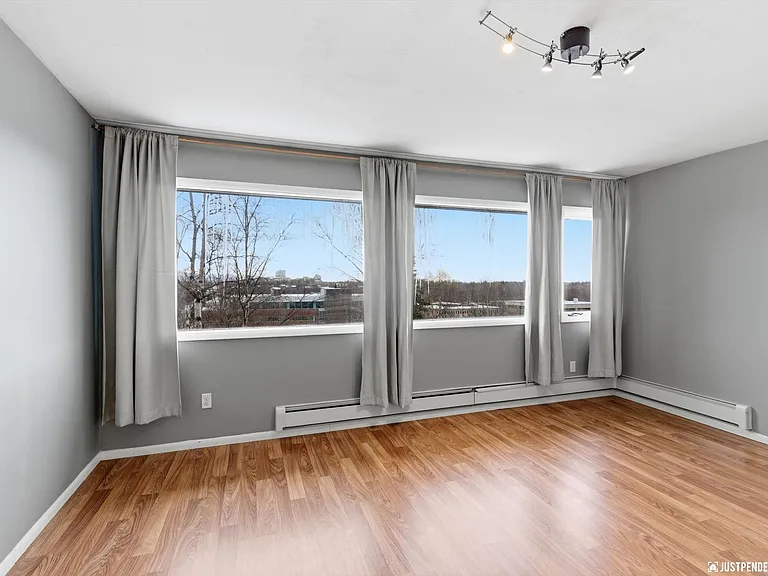 1430 Bridgeway St #13 — Photo 23