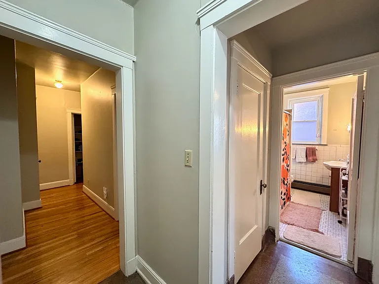 Nixon St. Apartments — Photo 18