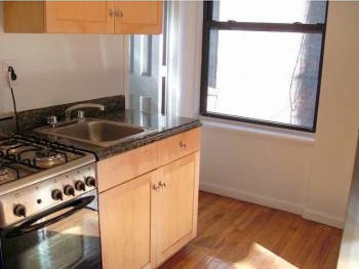 2nd image of 223 W 15th St