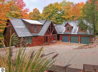 11801 Mountain Woods Dr #6, Thompsonville, MI 49683