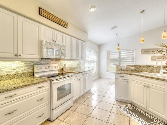 3rd image of 5406 Canna Ct